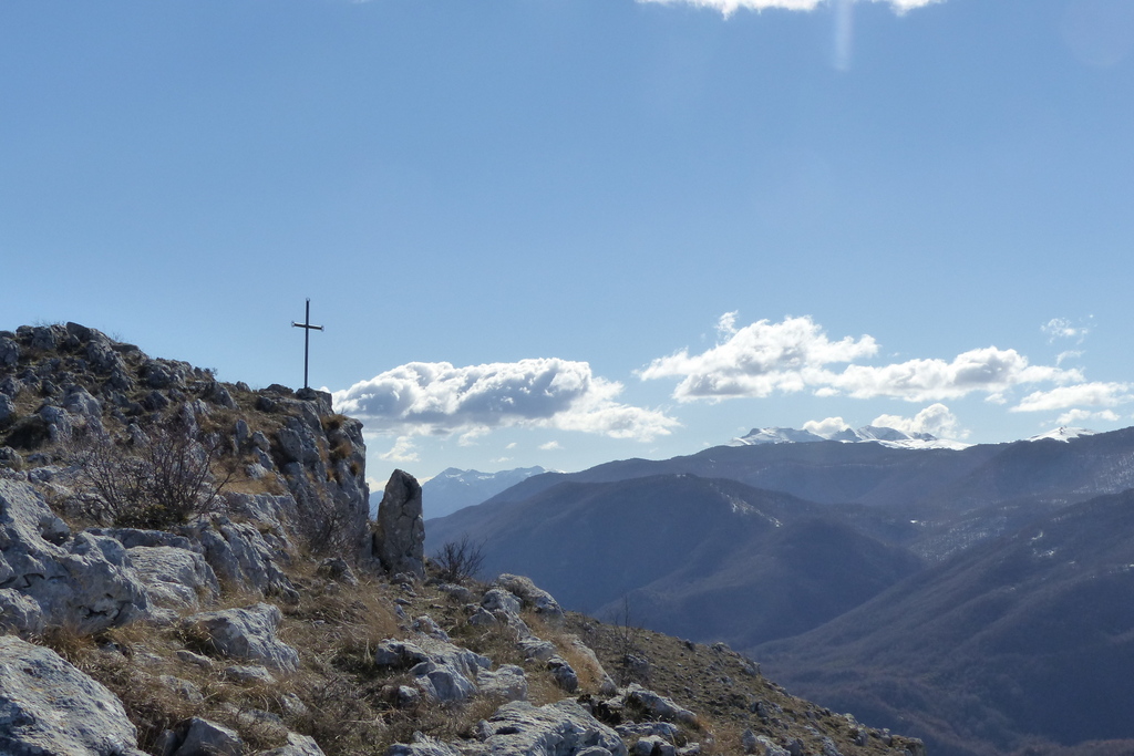 Marsica 2022, Monte Girifalco e Monte Arunzo  Le orchidee e la storia.